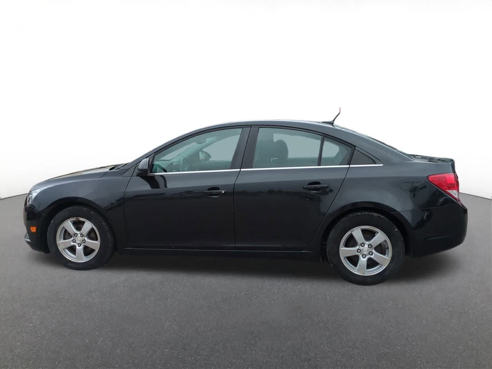 Thumbnail: 2014 Chevrolet Cruze - 3