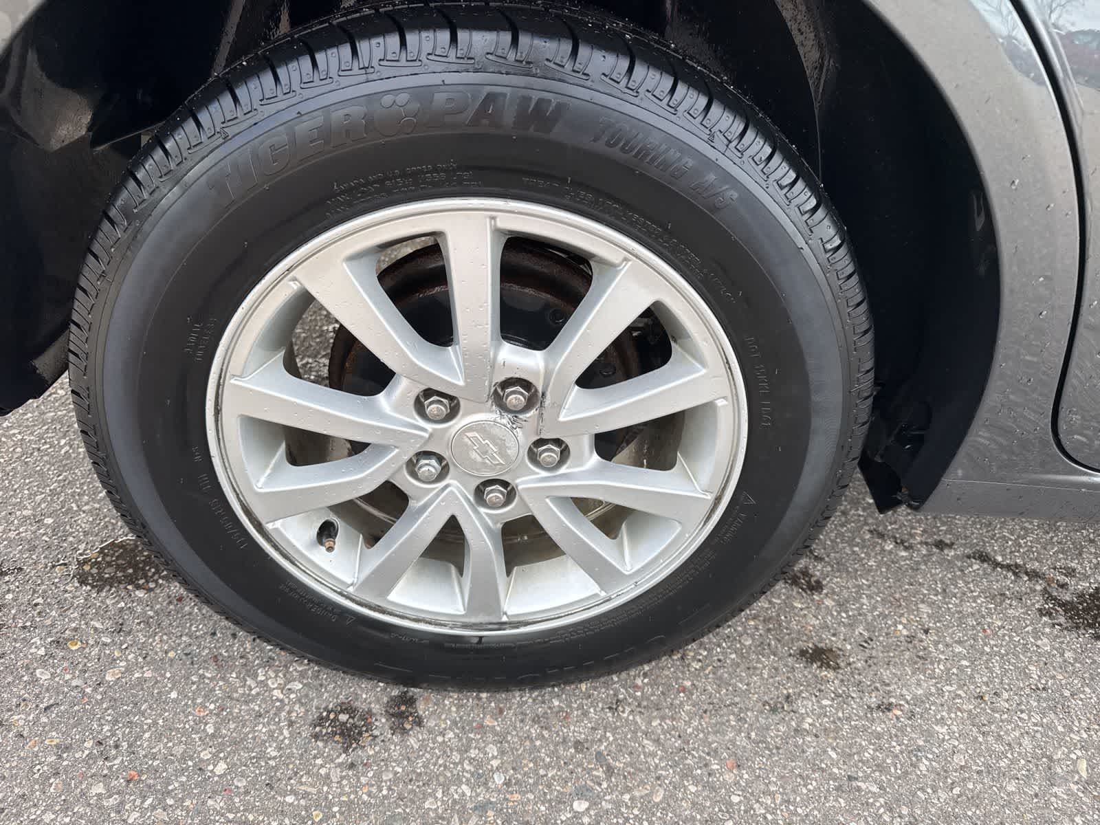 Thumbnail: 2020 Chevrolet Sonic - 10