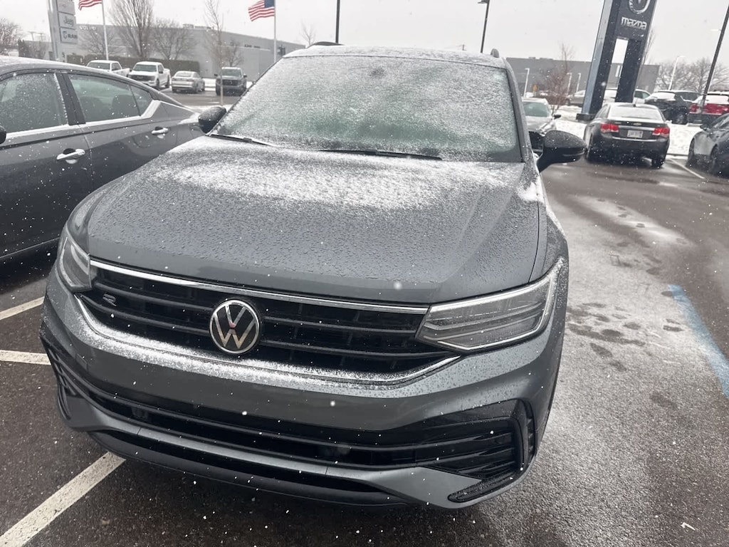 Used 2023 Volkswagen Tiguan 2.0T SE R-Line Black SUV