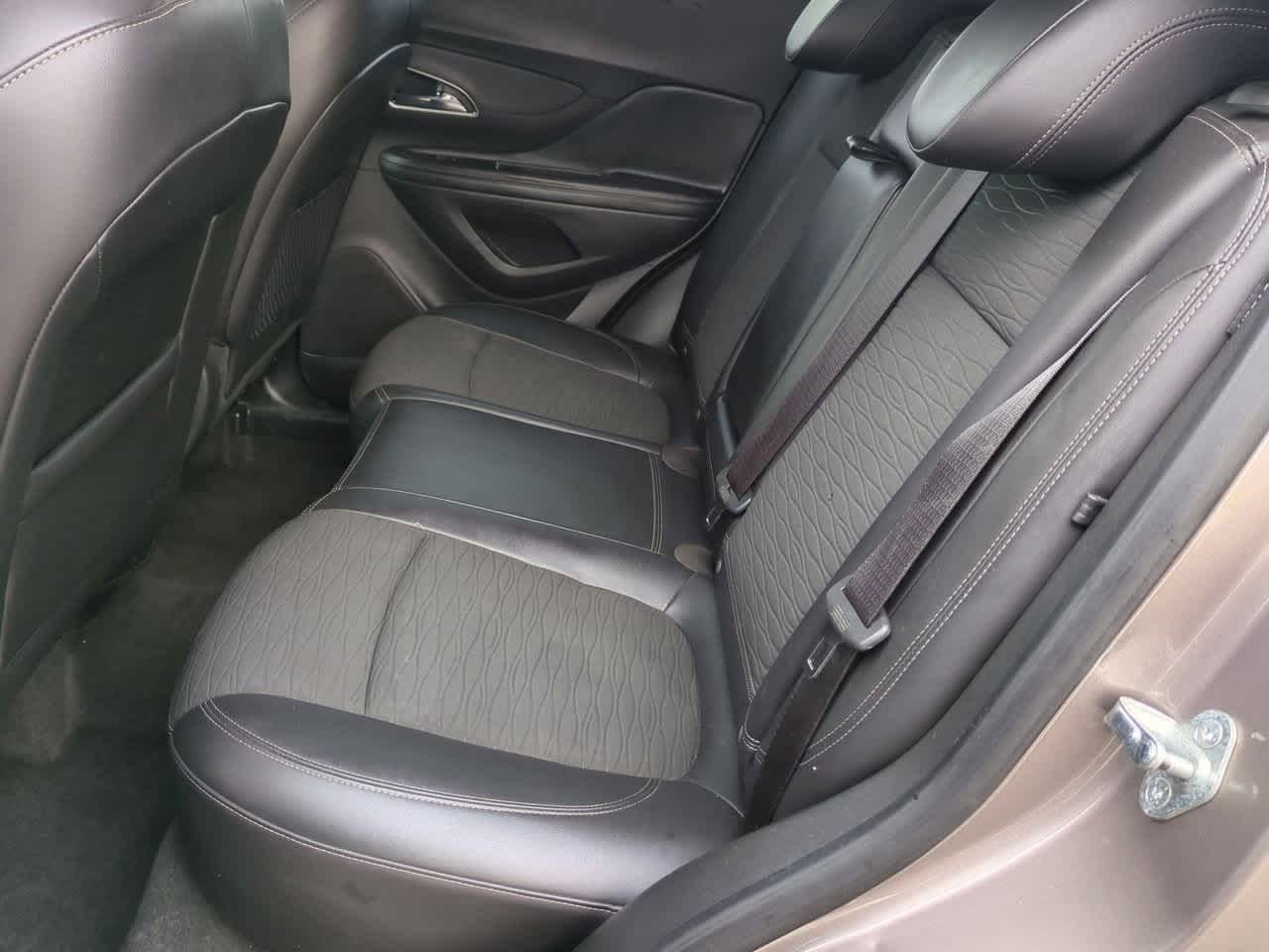 Thumbnail: 2015 Buick Encore - 18