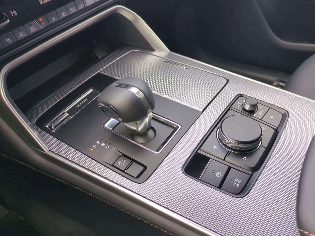 Thumbnail: 2026 Mazda CX-70 - 32