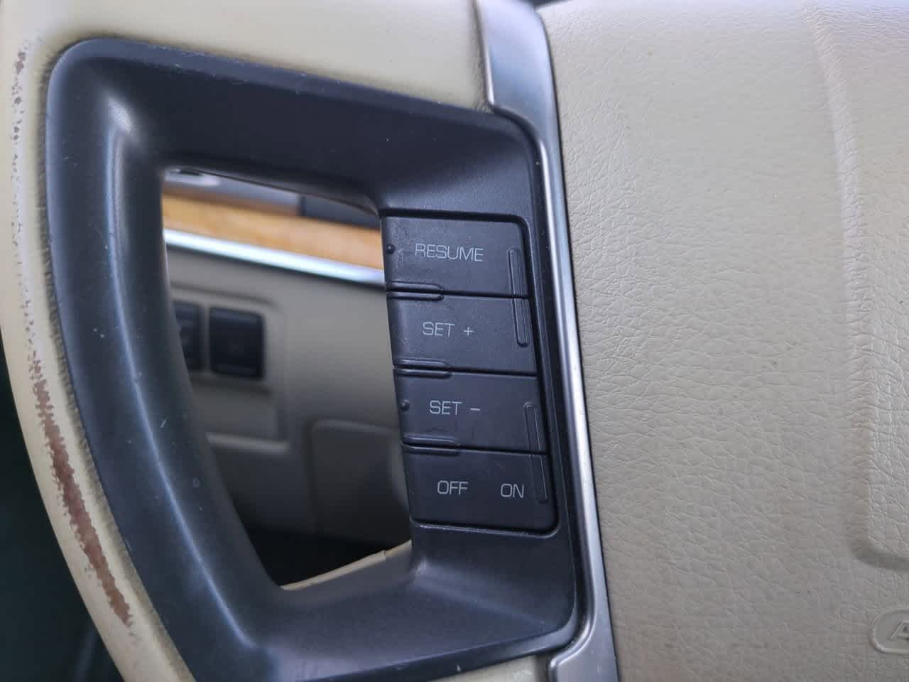 Thumbnail: 2012 Lincoln MKZ - 24