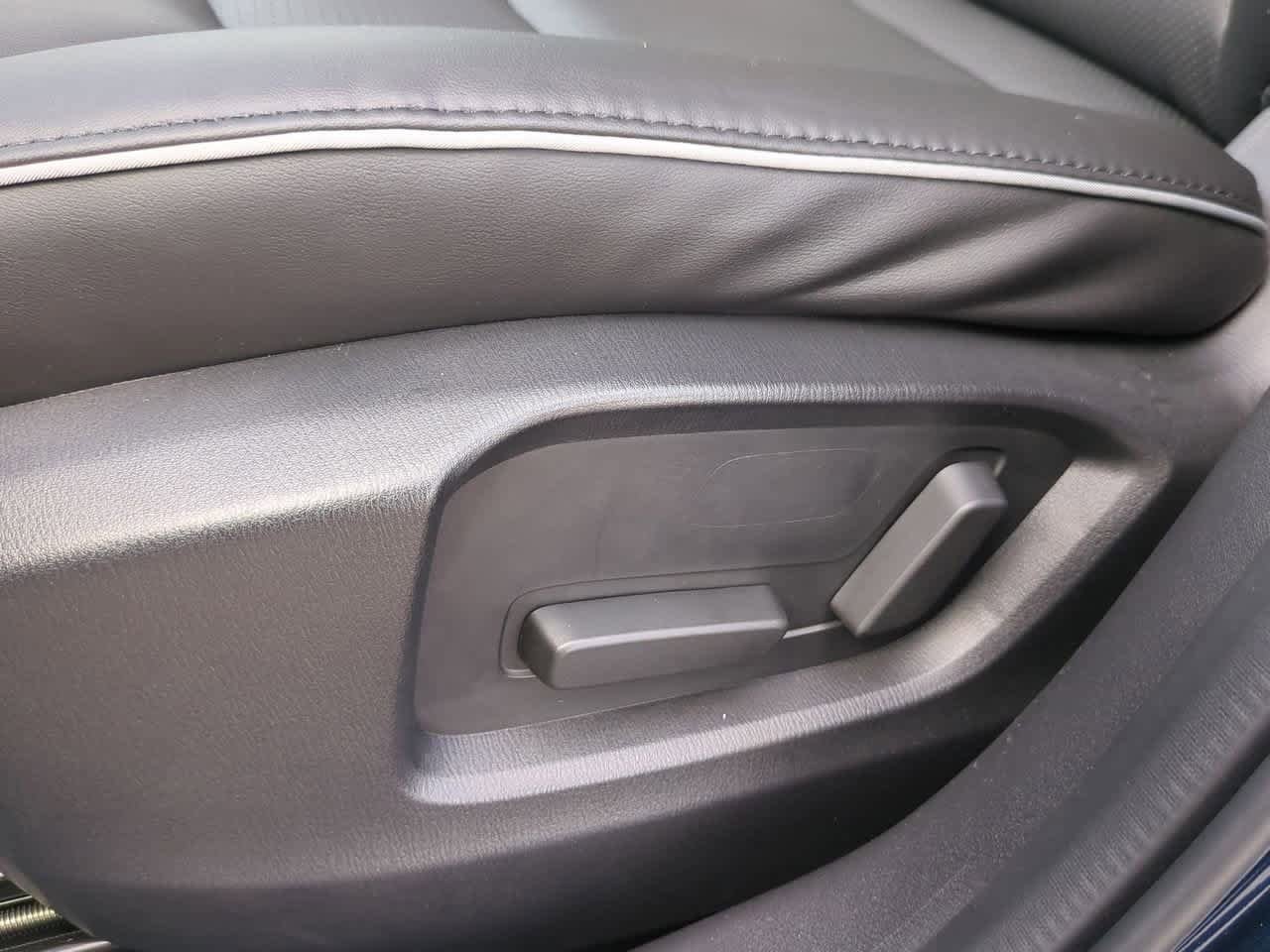 Thumbnail: 2025 Mazda CX-5 - 15