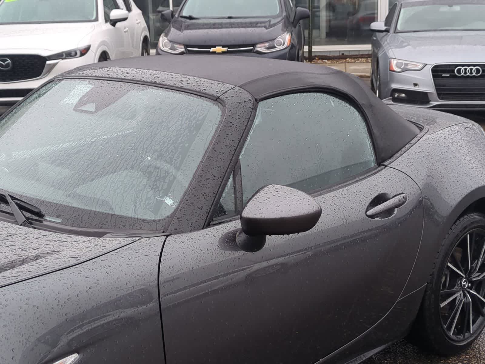 Thumbnail: 2025 Mazda MX-5 Miata - 10