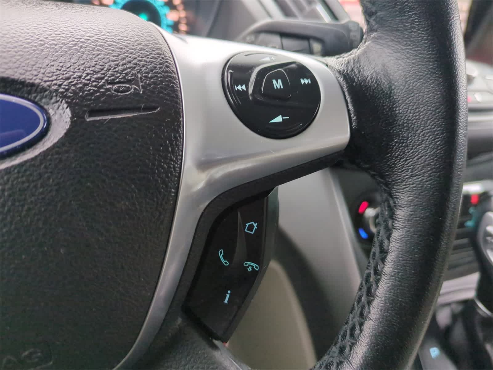 Thumbnail: 2014 Ford Escape - 23