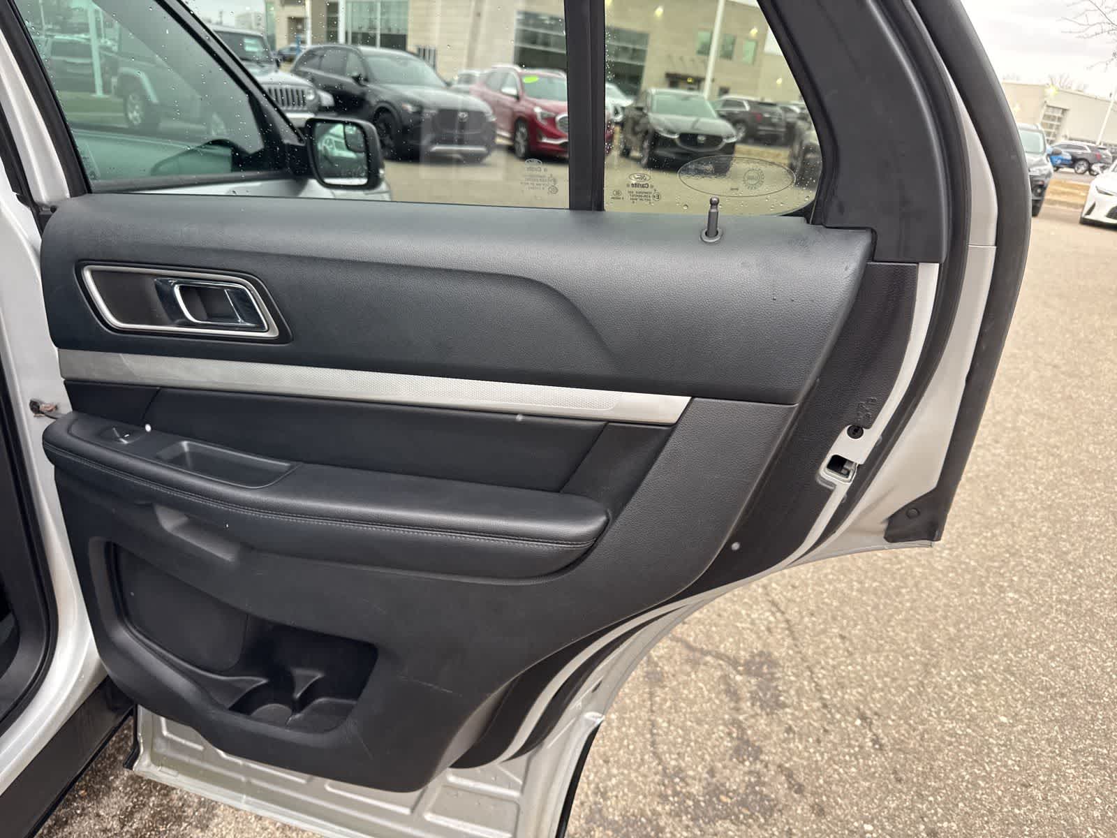 Thumbnail: 2016 Ford Explorer - 26