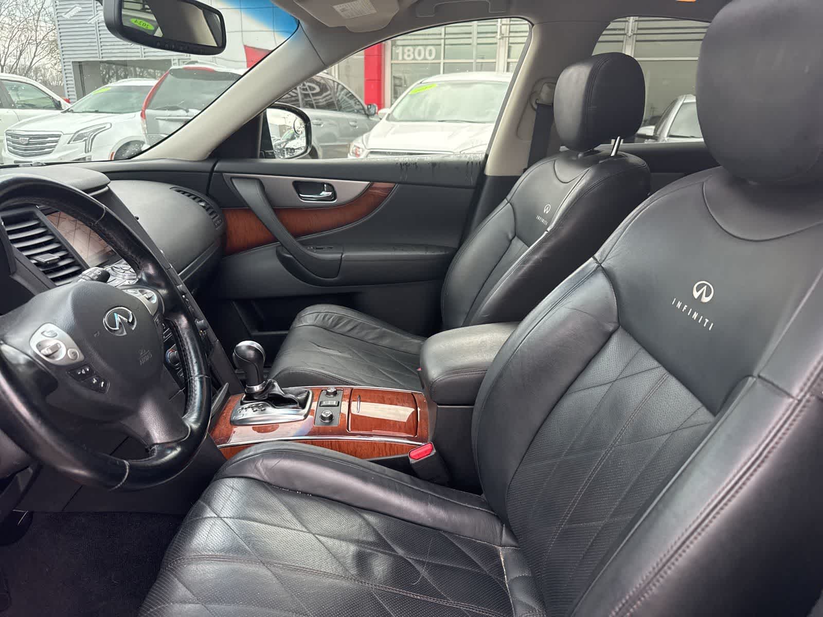 Thumbnail: 2012 INFINITI FX35 - 7