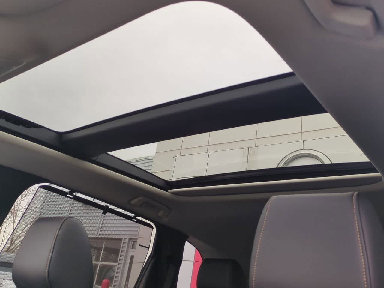 Thumbnail: 2025 Mazda CX-90 - 18