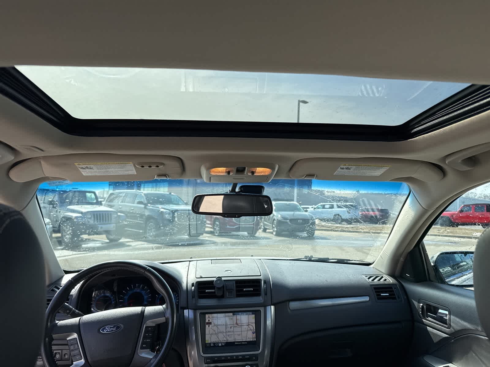 Thumbnail: 2011 Ford Fusion - 18