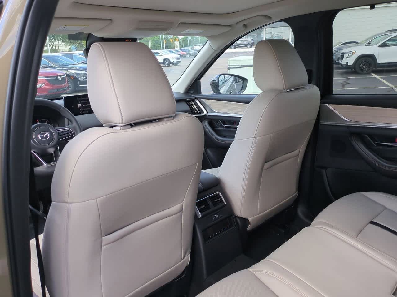 2025 Mazda CX-70 PHEV Premium 15