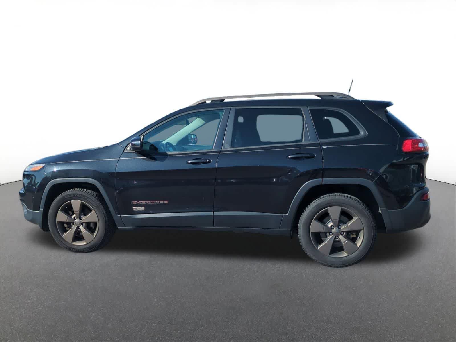 Thumbnail: 2016 Jeep Cherokee - 3