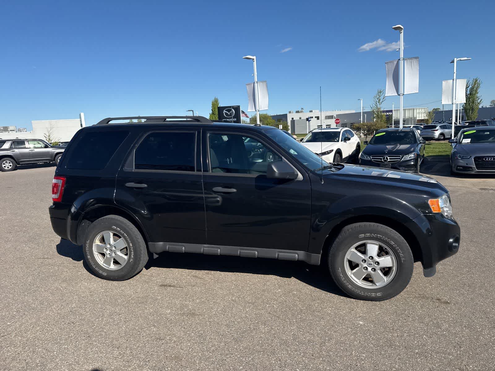 Thumbnail: 2011 Ford Escape - 3