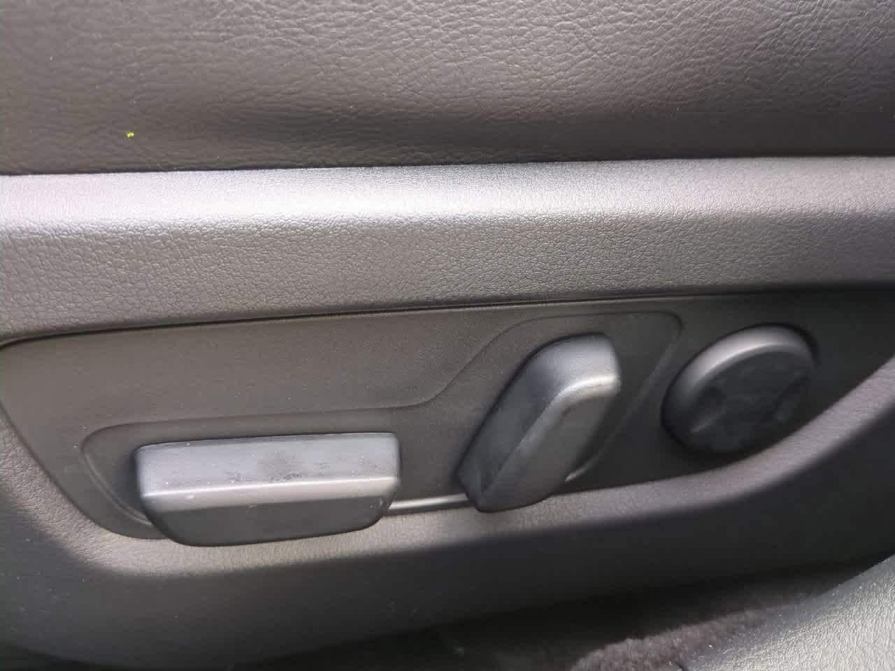 Thumbnail: 2026 Mazda CX-50 - 16