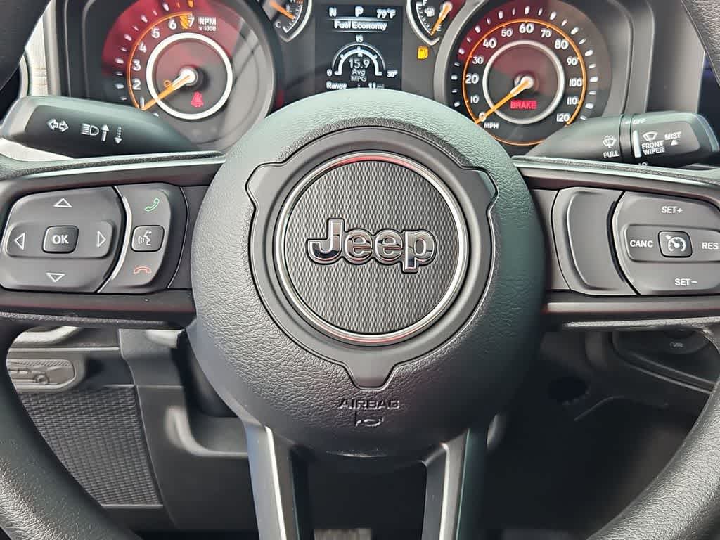 Thumbnail: 2026 Jeep Gladiator - 23