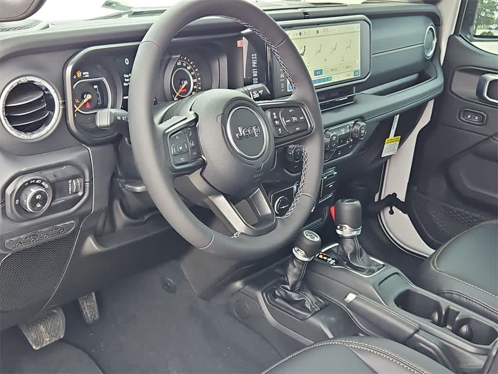 Thumbnail: 2026 Jeep Gladiator - 10