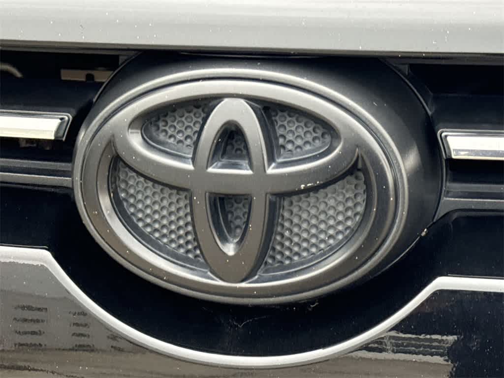 Thumbnail: 2021 Toyota 4Runner - 8