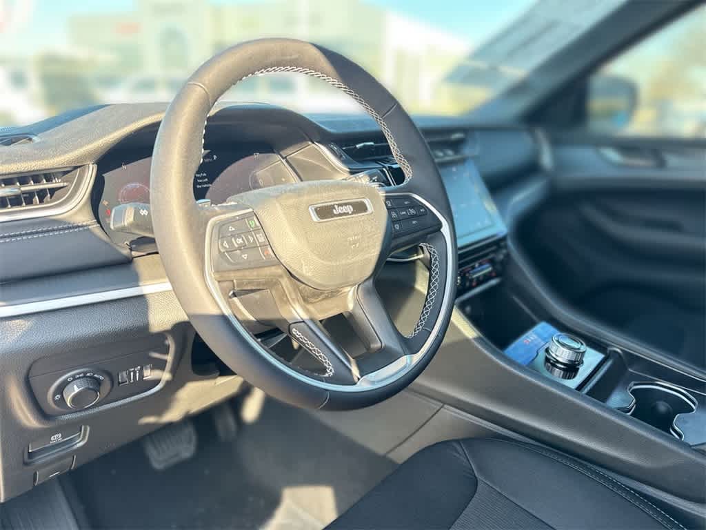 Thumbnail: 2025 Jeep Grand Cherokee - 2