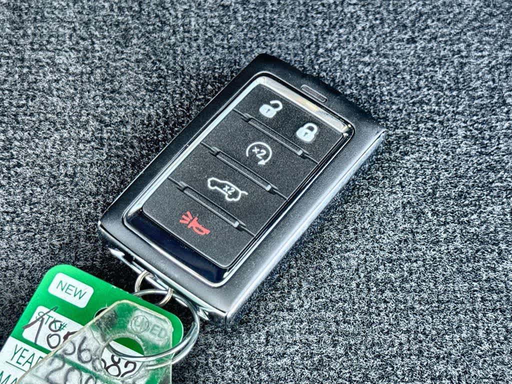 Thumbnail: 2026 Jeep Grand Cherokee - 23