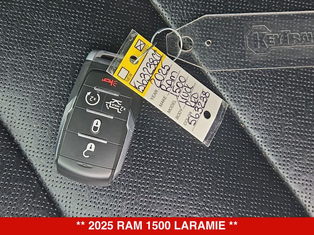 Thumbnail: 2025 RAM 1500 - 34