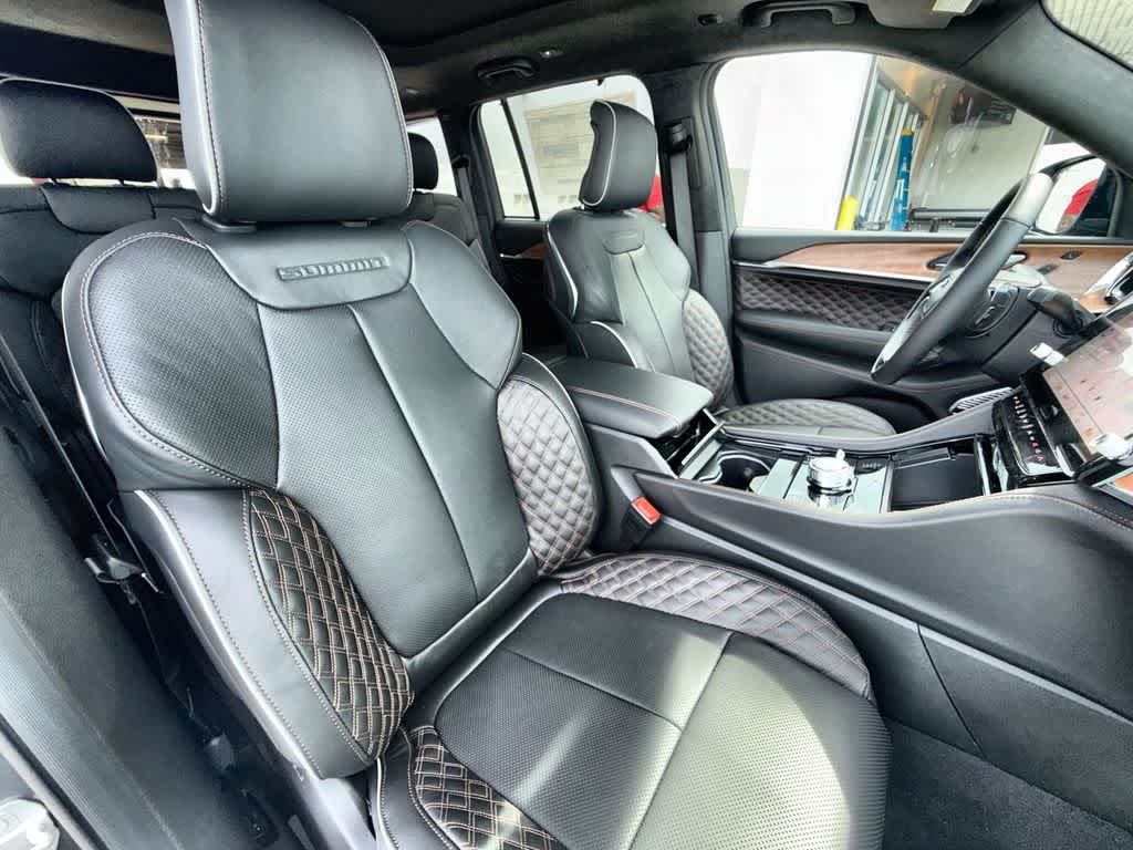 Thumbnail: 2026 Jeep Grand Cherokee - 13