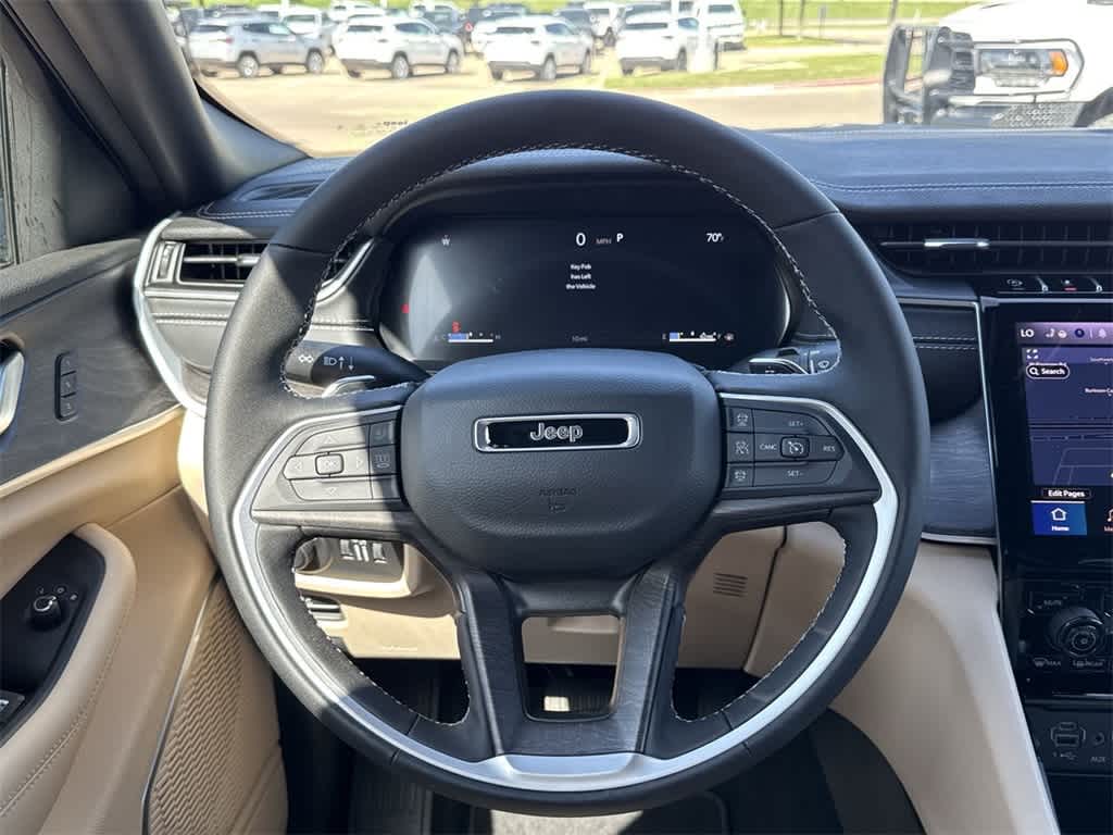 Thumbnail: 2025 Jeep Grand Cherokee - 17