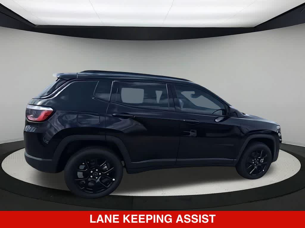Thumbnail: 2026 Jeep Compass - 3