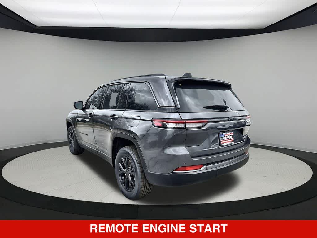 Thumbnail: 2026 Jeep Grand Cherokee - 4