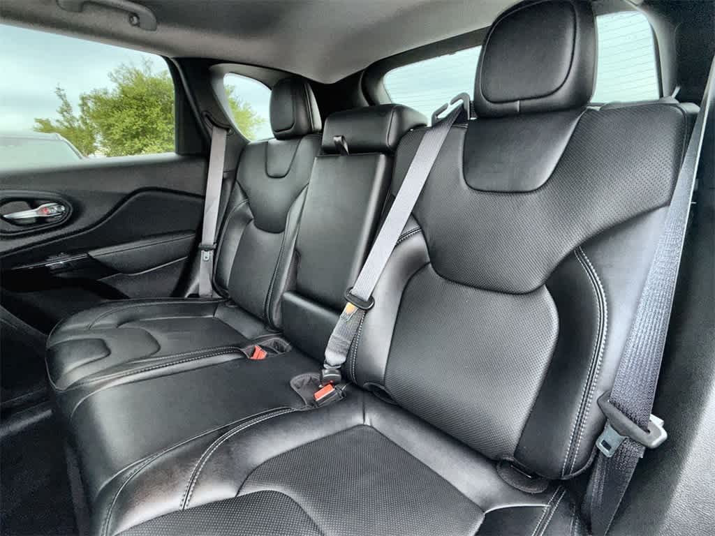 Thumbnail: 2023 Jeep Cherokee - 12