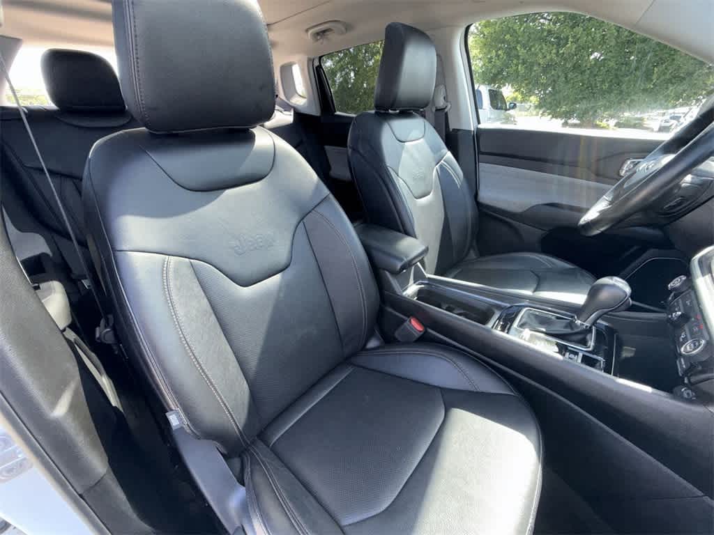 Thumbnail: 2022 Jeep Compass - 13