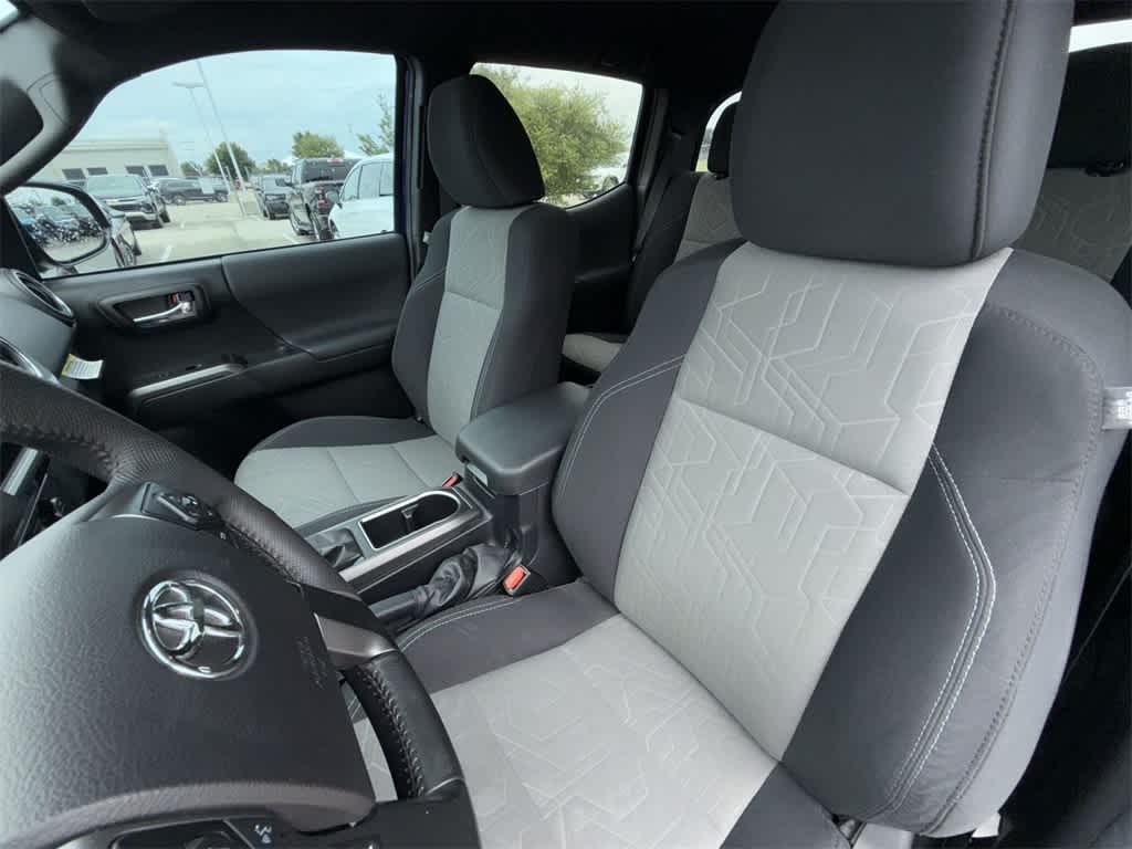 2022 Toyota Tacoma  9
