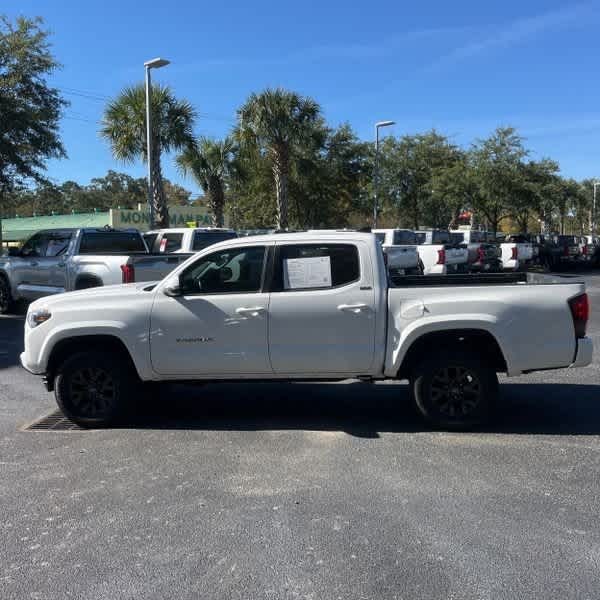 2022 Toyota Tacoma SR5 V6 photo 4