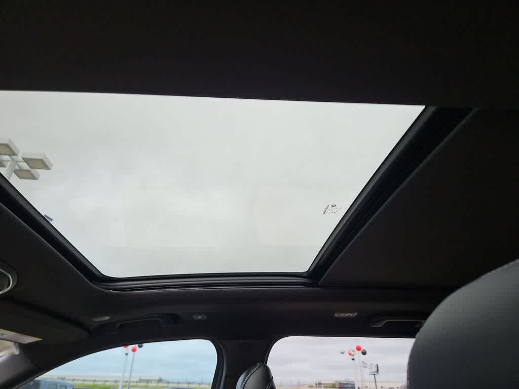 Thumbnail: 2026 Jeep Grand Cherokee - 20