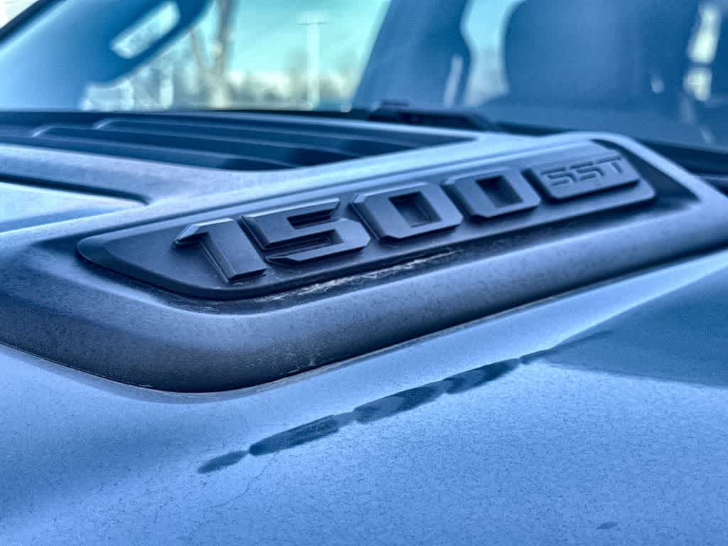 Thumbnail: 2025 RAM 1500 - 8