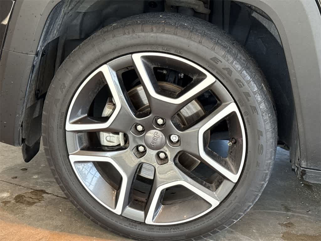 Thumbnail: 2021 Jeep Renegade - 8