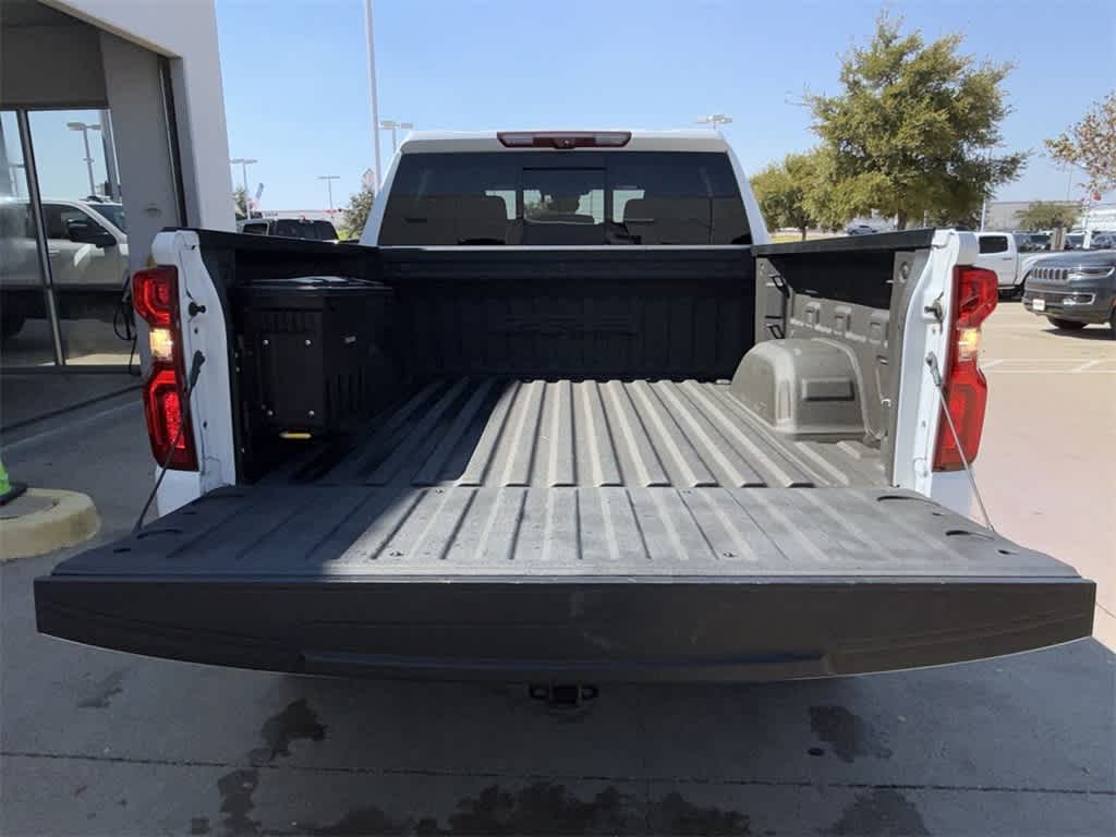 Thumbnail: 2023 Chevrolet Silverado 1500 - 24