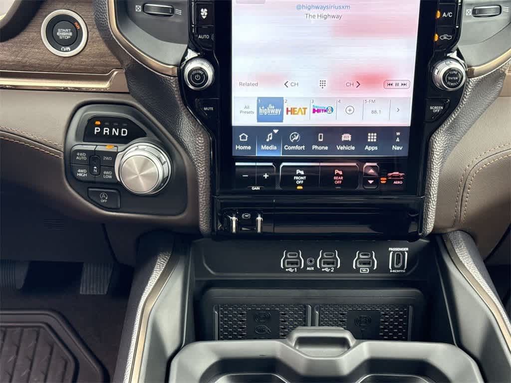 Thumbnail: 2026 RAM 1500 - 17