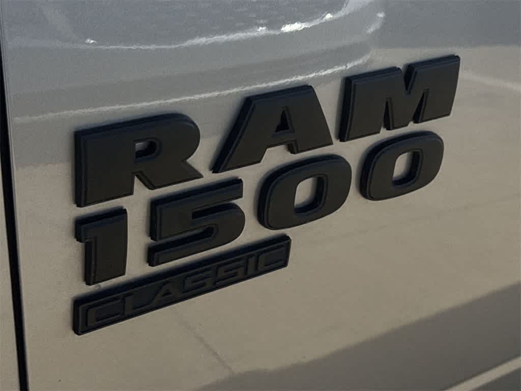 2022 RAM 1500 Classic SLT 7
