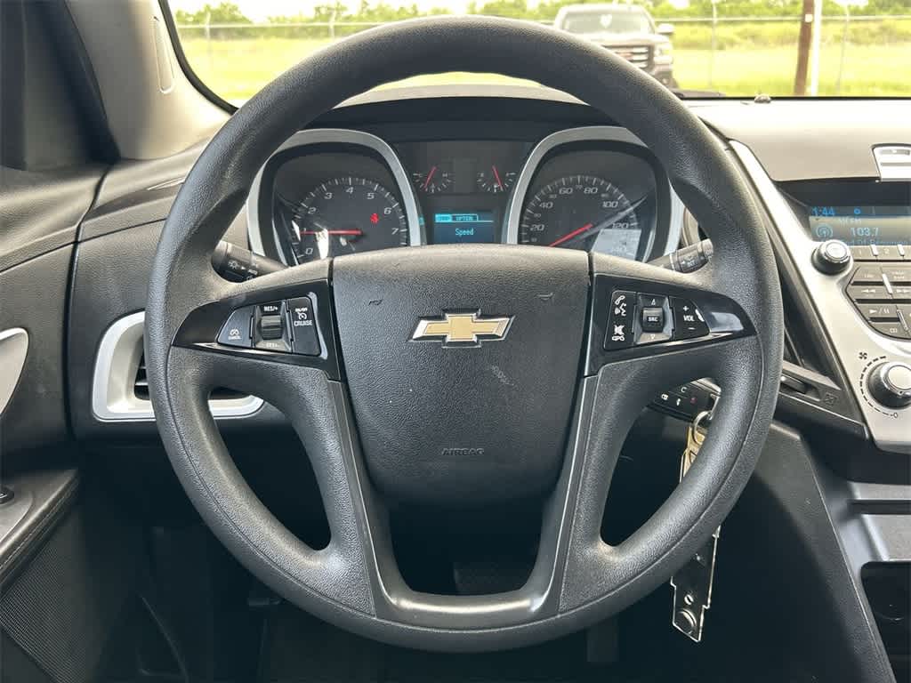 2014 Chevrolet Equinox LS 17