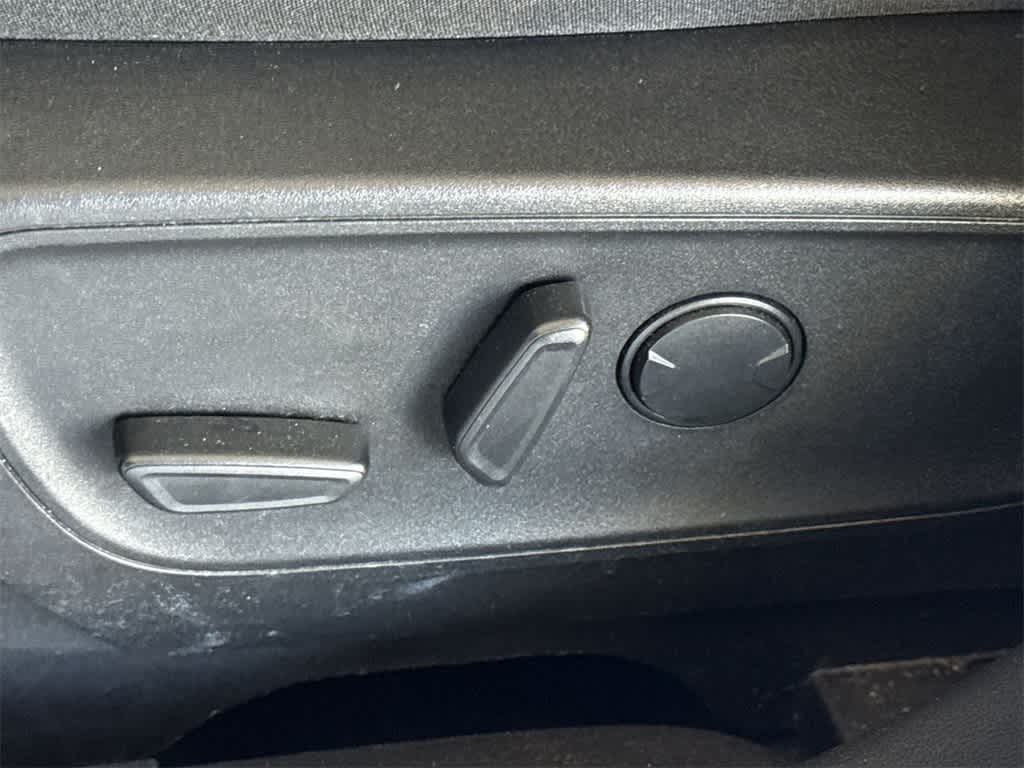 Thumbnail: 2024 Ford Escape - 24