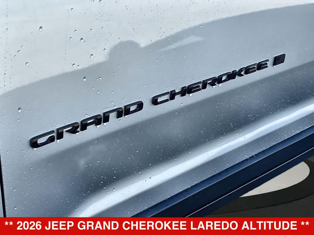 Thumbnail: 2026 Jeep Grand Cherokee - 8