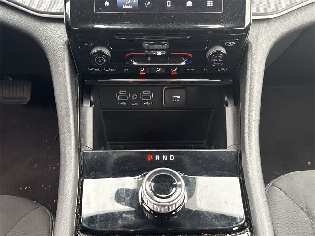 Thumbnail: 2023 Jeep Grand Cherokee L - 18