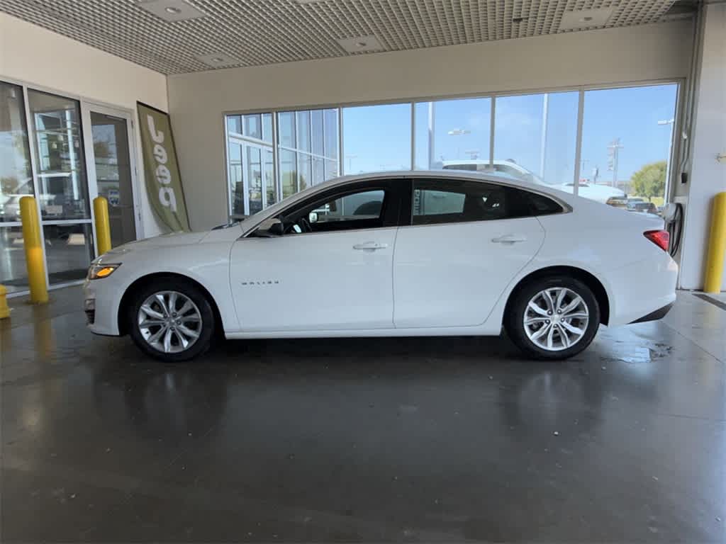 2024 Chevrolet Malibu 1LT photo 3