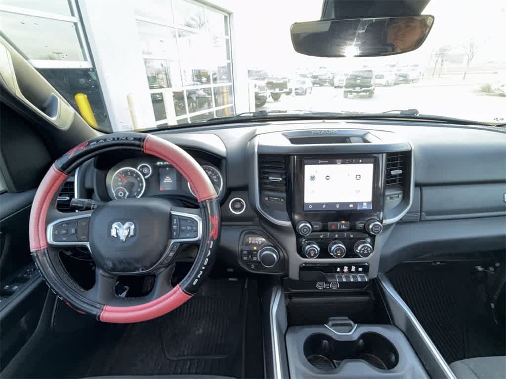 Thumbnail: 2025 RAM 1500 - 15