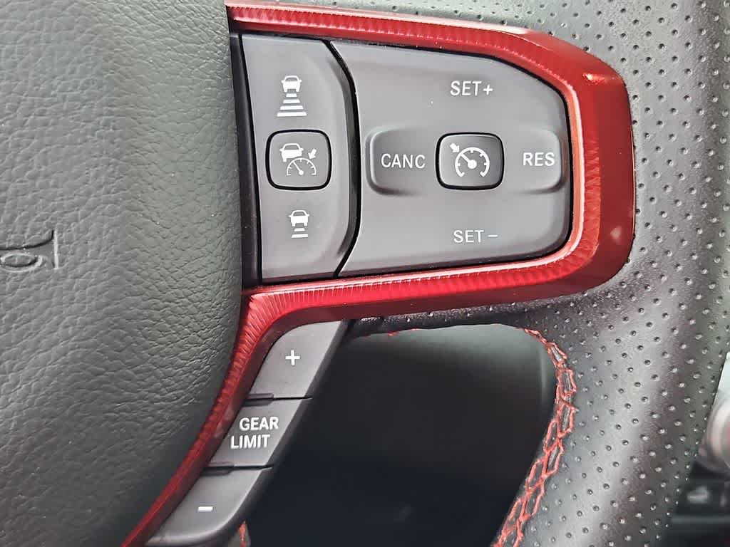 Thumbnail: 2025 RAM 1500 - 25