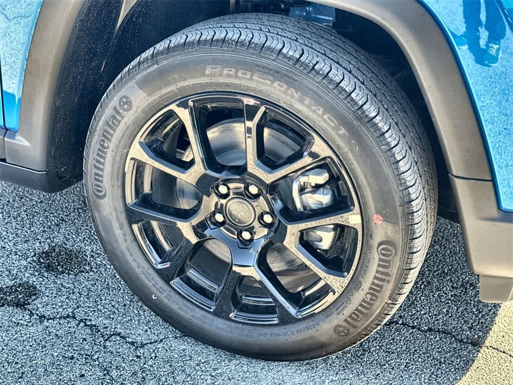 Thumbnail: 2026 Jeep Compass - 9