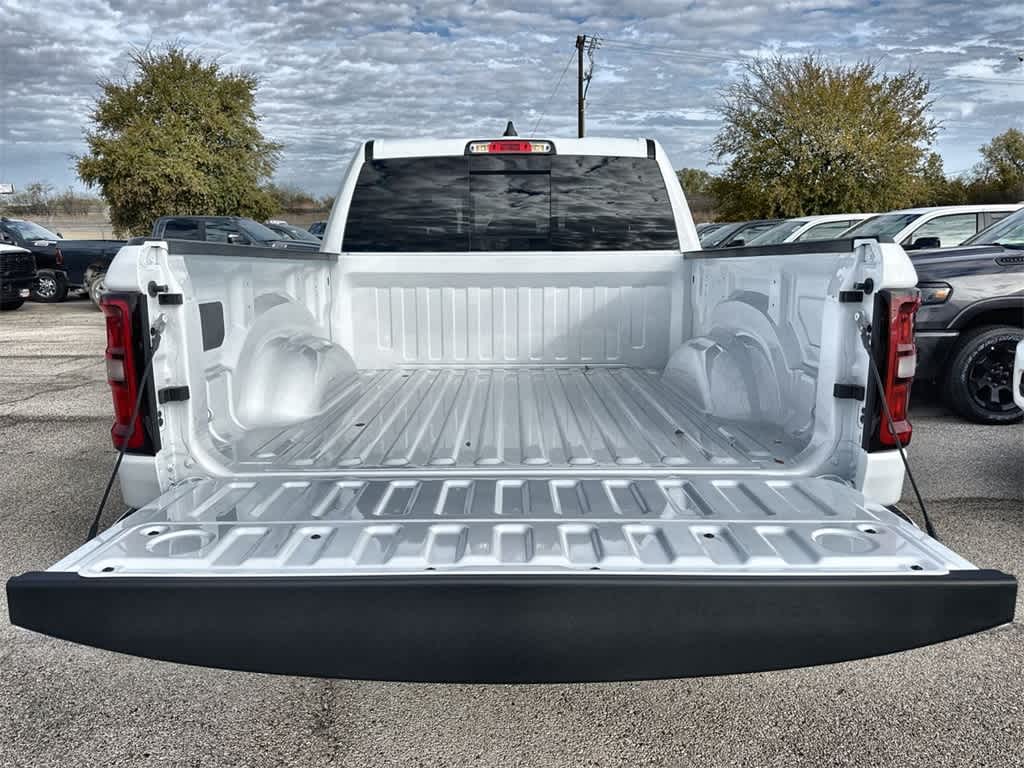 Thumbnail: 2026 RAM 1500 - 22