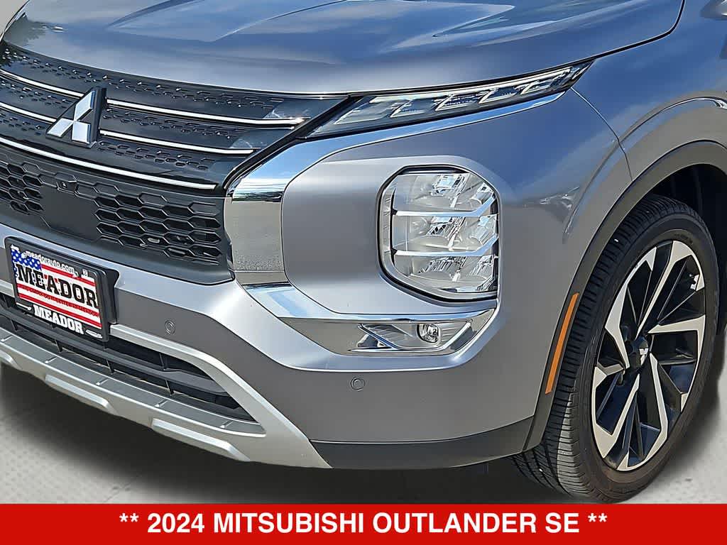Thumbnail: 2024 Mitsubishi Outlander - 11