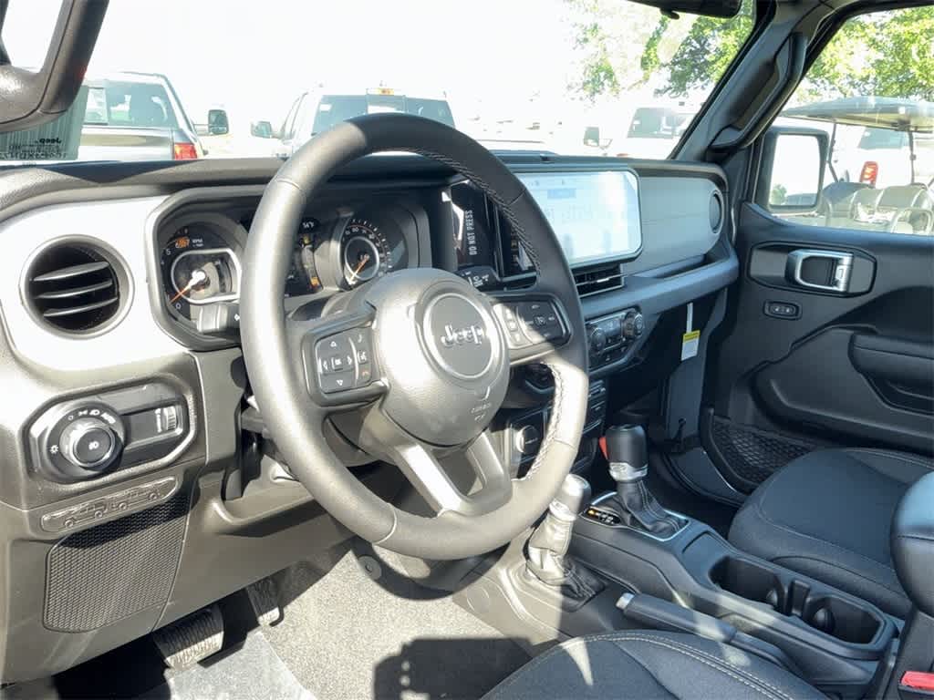 2025 Jeep Wrangler Sport S photo 2