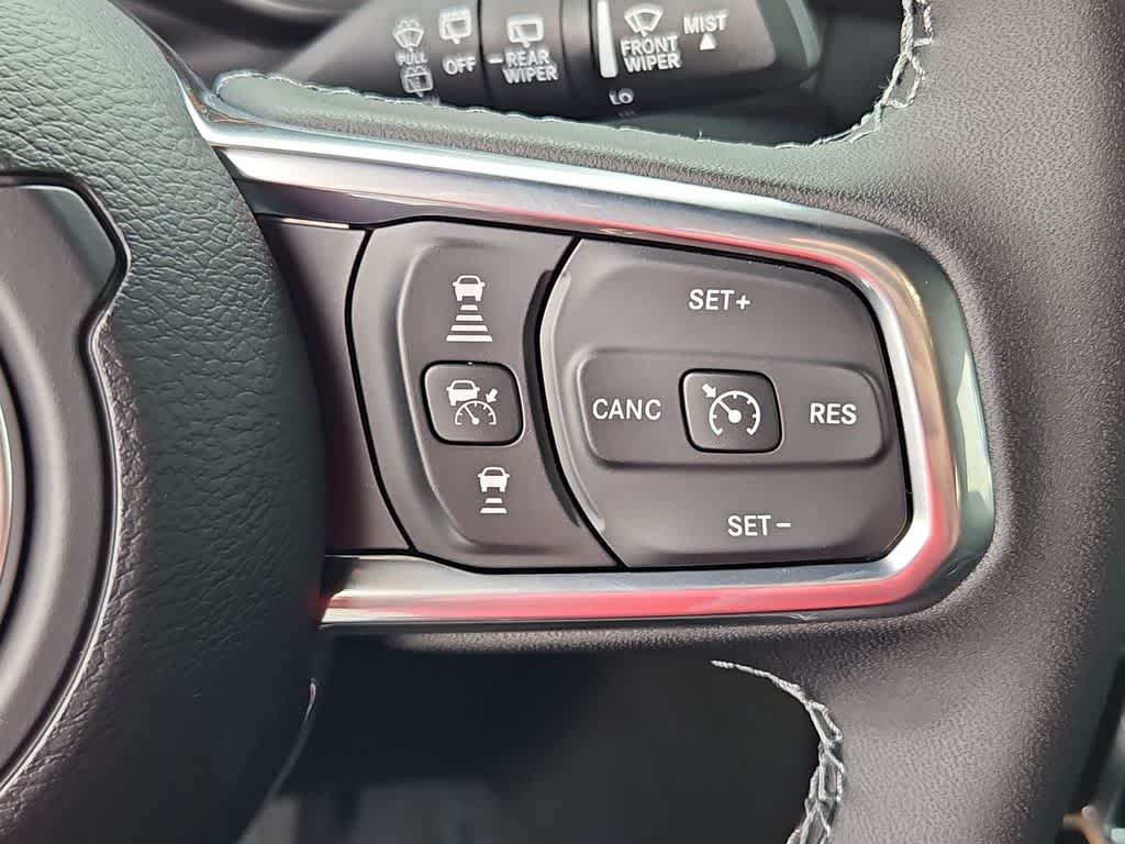 Thumbnail: 2026 Jeep Wrangler - 25