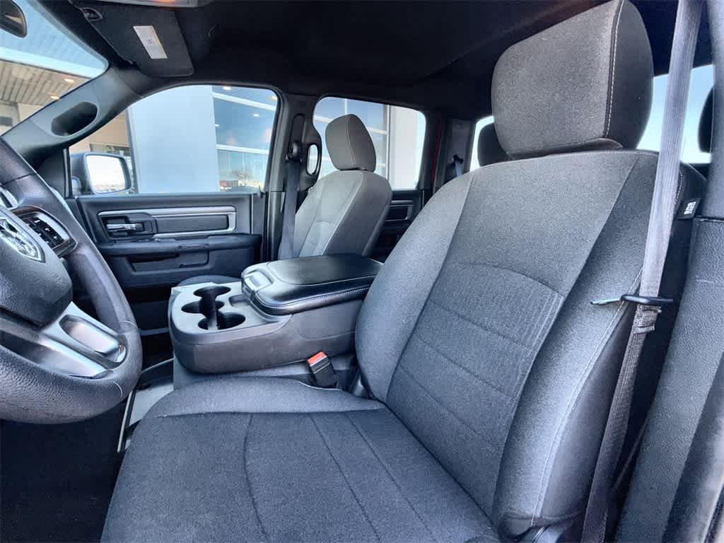 Thumbnail: 2024 RAM 1500 Classic - 8